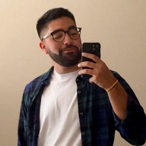 Meet your Posher, Carlos eduardo